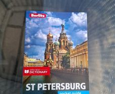 Berlitz Travel Guide St. Petersburg