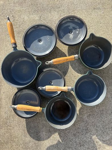 Vintage cast iron Le Creucet style saucepan set X4