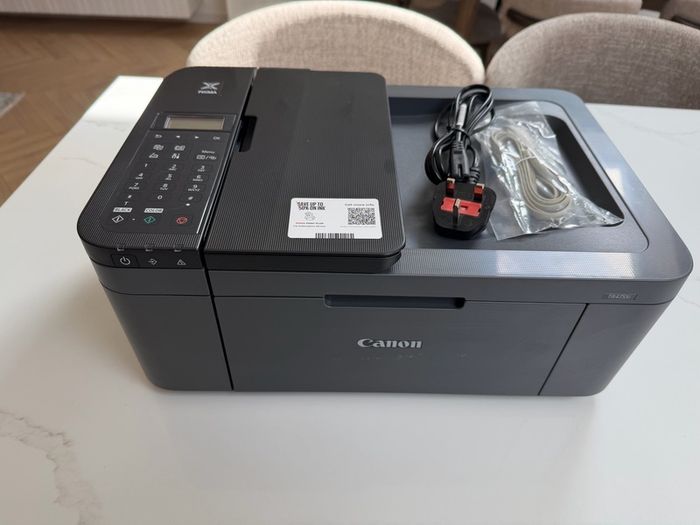 Canon Pixma 4-in-1 colour inkjet printer (Like New)