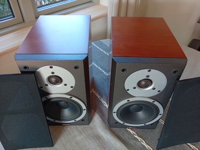 Dynauadio EXITE X12 Speakers NM audiophile quality book-shelf