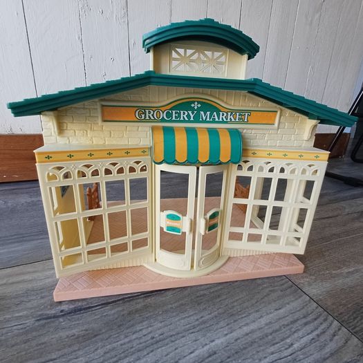 Sylvanian families market shop