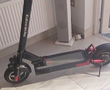 Electric scooter