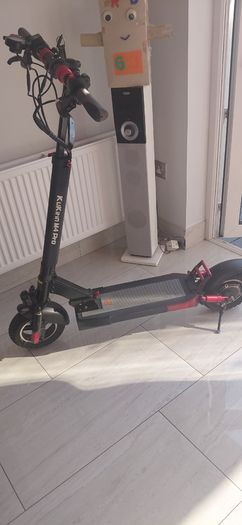 Electric scooter