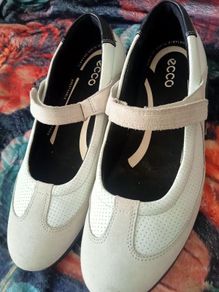 ECCO Pumps size 7.5