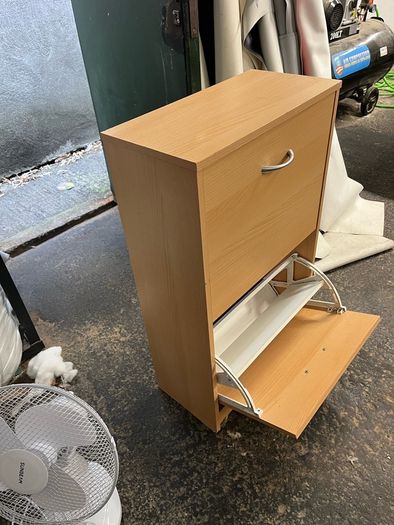 Shoes rack