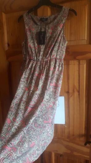 Stunning pink paisley maternity dress