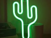 Small Neon Sign Cactus