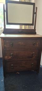 Antique vanity unit