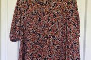 Plus size top.