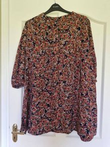 Plus size top.