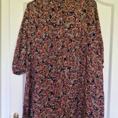 Plus size top.