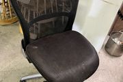Office chairs - 20e each. See pics