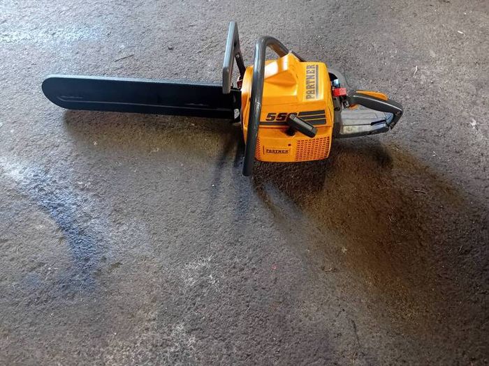 chainsaw