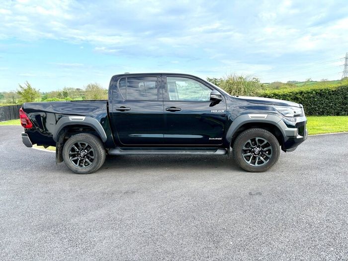 2022 Toyota Hilux Invincible X 2.8 Auto