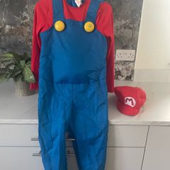 Mario costume - age 7-8