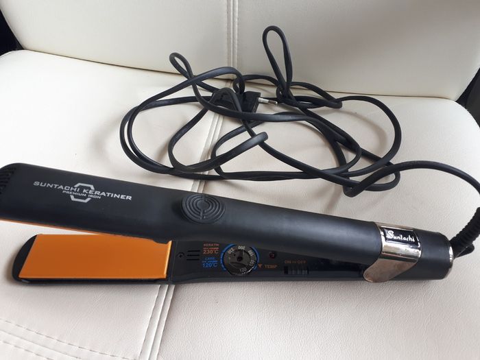 Hair Straightener