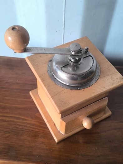 Huge Vintage, Prop Clearance Lusk From 15euro