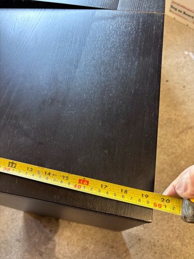 vanity table