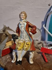 18th century gentleman Dresden figurine