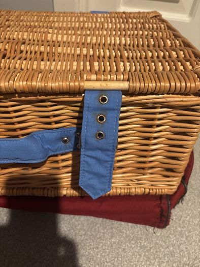 Picnic basket brand new