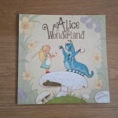 "Alice in Wonderland", Book for Kids