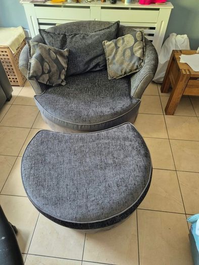Couch with leg rest
