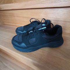 New.Clarks boy's school shoes.UK4G