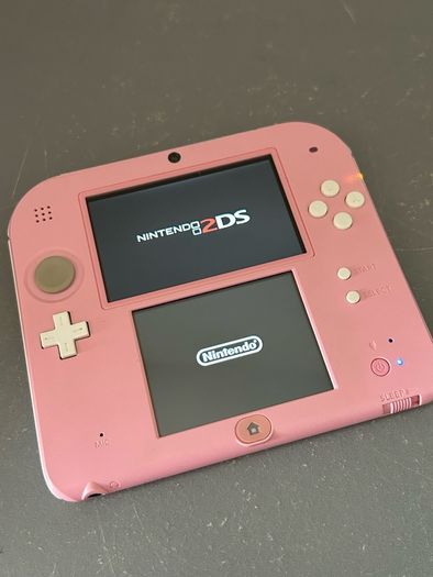 Nintendo 2DS