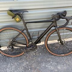 Light carbon custom gravel bike for sale size m
