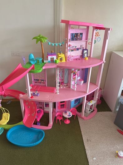 Barbie Dream House