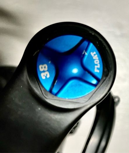 FOX FLOAT 38 Performance Elite 29, 170mm travel , Fit Grip 2