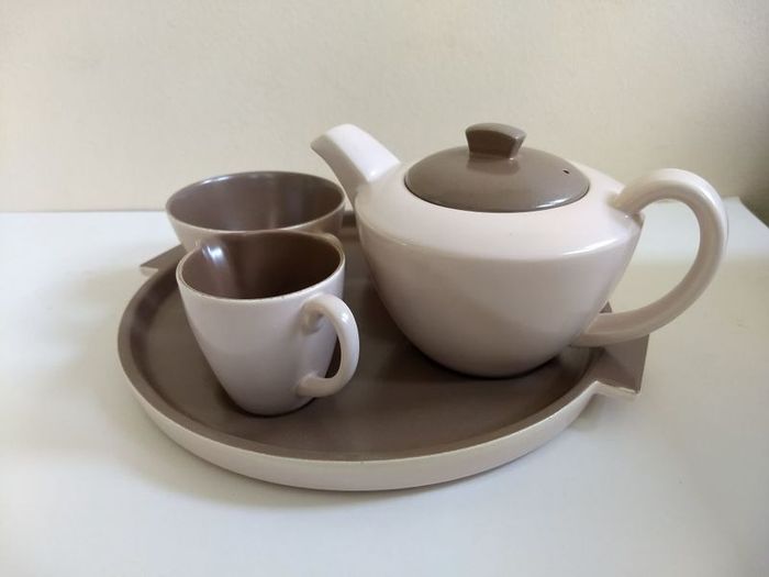 Fabulous Very Rare Vintage MCM Poole Pottery Twintone Tea for One Bachelor Set with Matching Tray All in Colourway C54, Sepia and Mushroom, Streamline Shape, Circa 1950s