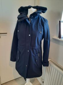 brand new Michael kors jacket size S ( big fit)