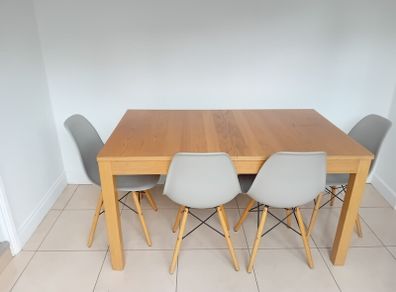 Dining Table and 4 chairs