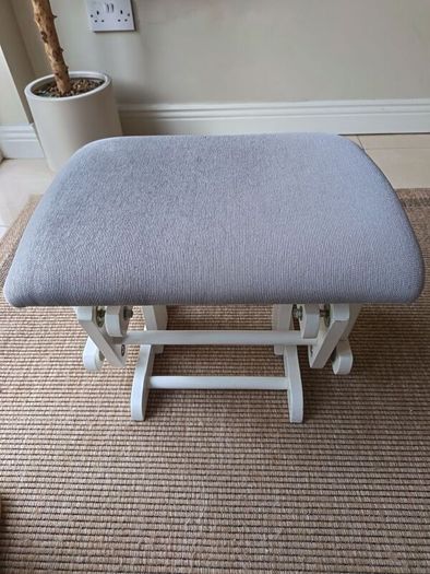 Babylo glider/rocking chair and footstool