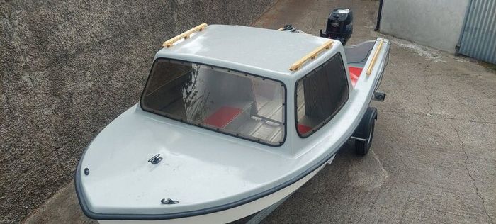 Fishing boat