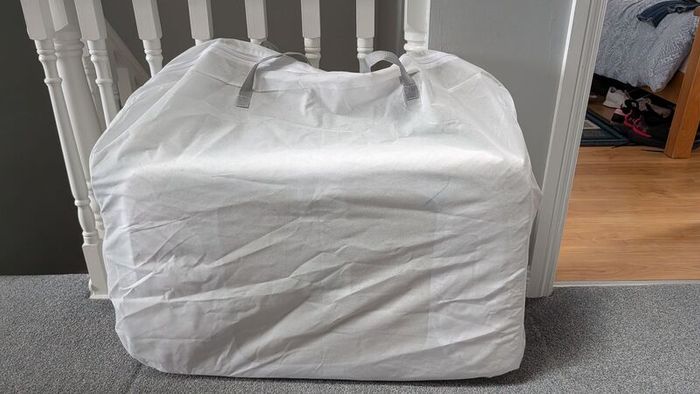 Chicco Next-to-me (with fitted sheets)