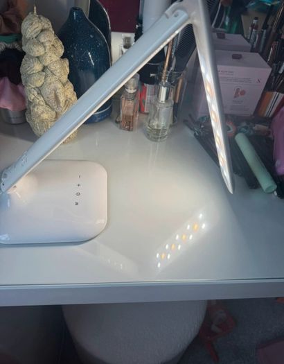 reading lamp nail lamp