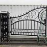 New entrance gates Image 2