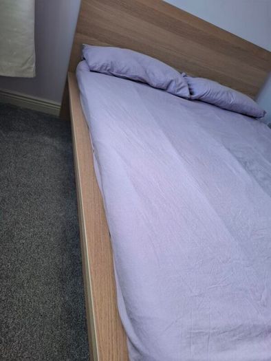 king size bed