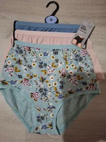 New M&S  3 pack brief size UK 8