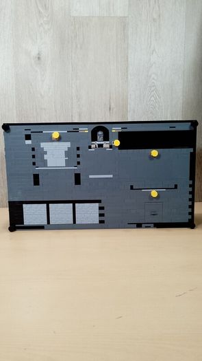 LEGO 76252 Batcave - Shadow Box