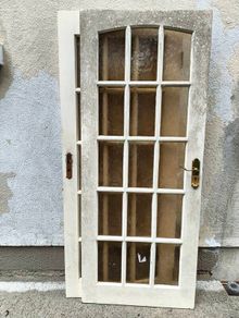 Free doors