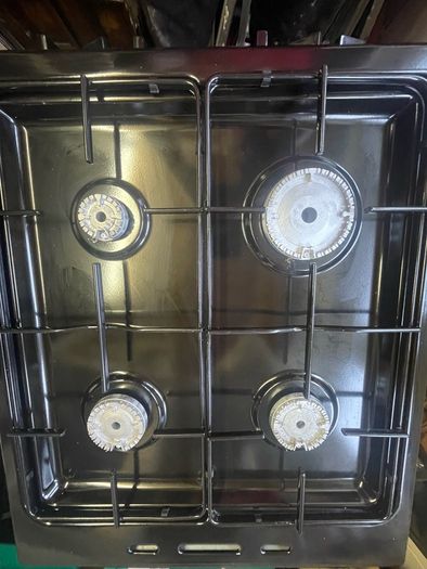 Free Standing oven with Hob