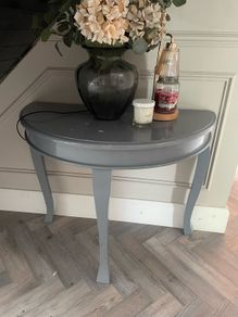 Half moon table