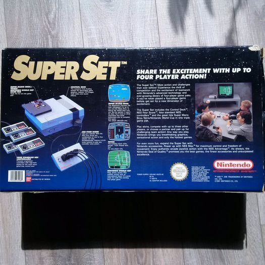 NES Superset Boxed with Everdrive N8
