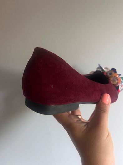 Burgundy ballerinas