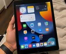 Apple iPad 9th Generation - 64GB