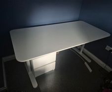 Adjustable Office Table