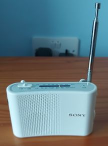 Sony Icf-50V W Radio, AM/FM Bands, as new.